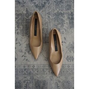 Via Spiga Nikole Beige Leather Pointed Toe Pumps Women's NWOT Size 6M EUR 36
